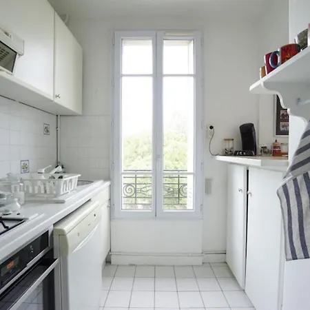 Bright Apt In Montmartre With View アパート